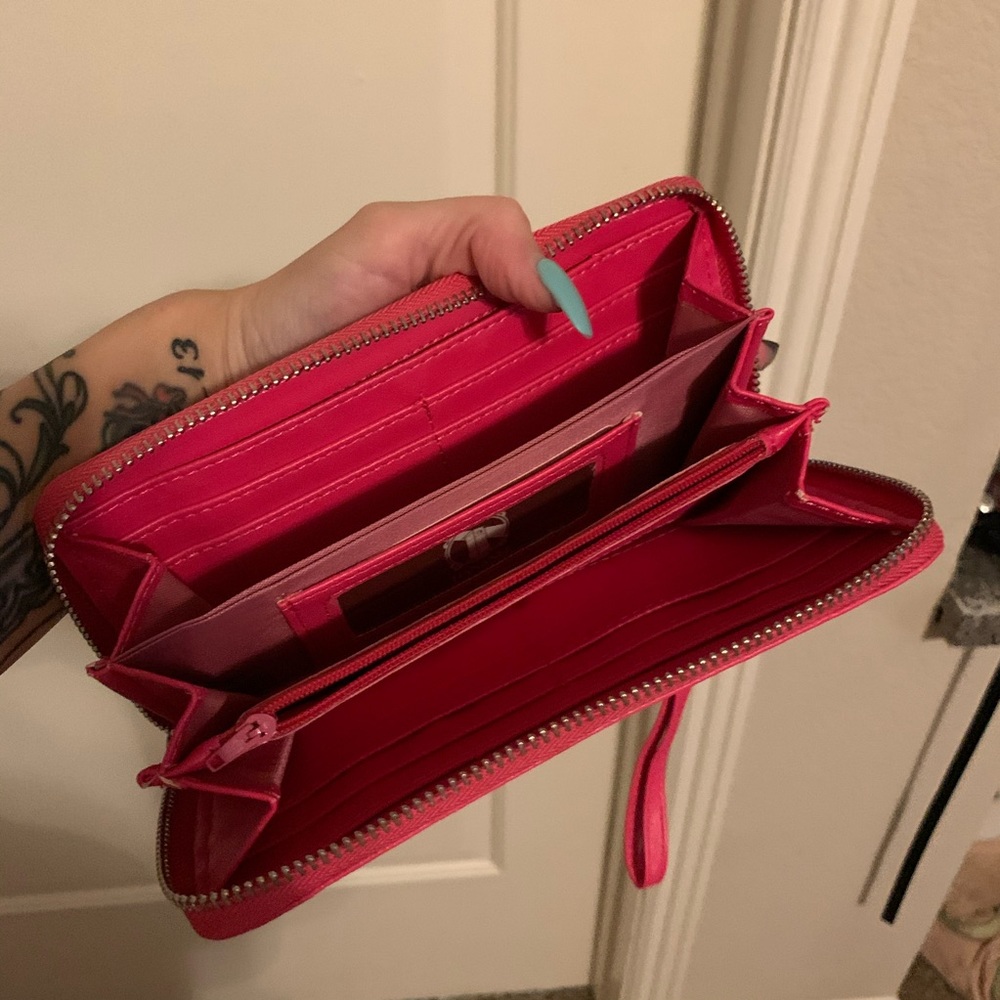Purse - Picture 2 of 2
